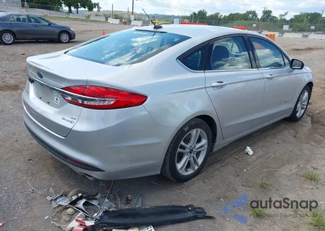 2018 Ford Fusion Hybrid Se z USA, uszkodzony, nr VIN 3FA6P0LU8JR208297
